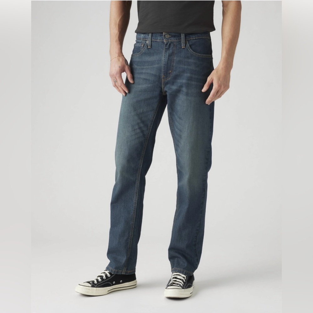 Levi’s 541 men’s size 46/34 straight‎ leg denim jeans dark wash